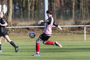 Bild 54 - wBJ SV Wahlstedt - SV Henstedt Ulzburg : Ergebnis: 0:1